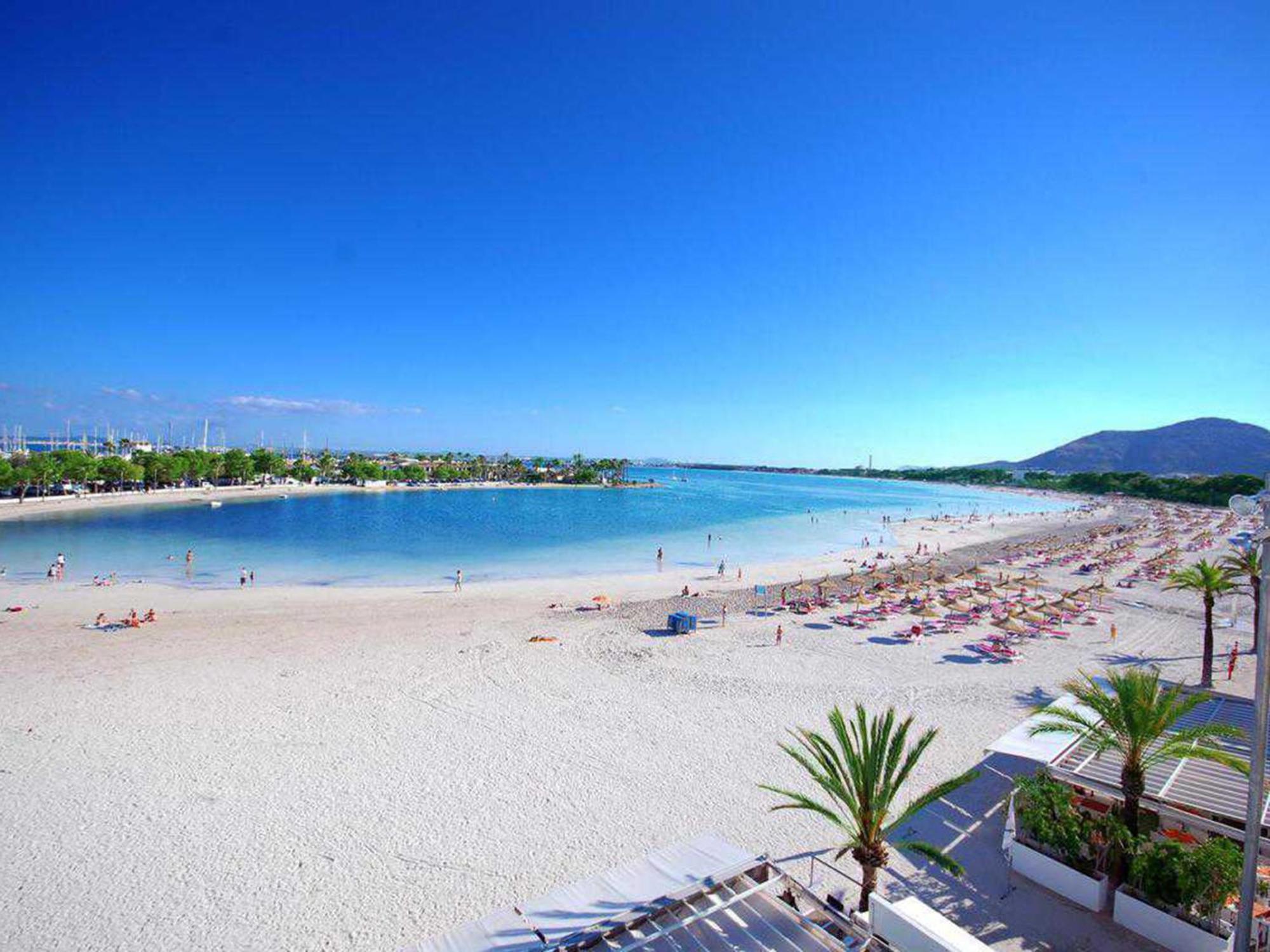 Xara New At The For 6 By Bebreeze * Alcudia (Mallorca)