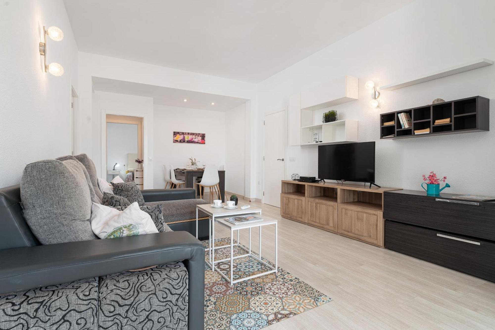 Apartment Xara New At The For 6 By Bebreeze Alcudia (Mallorca)