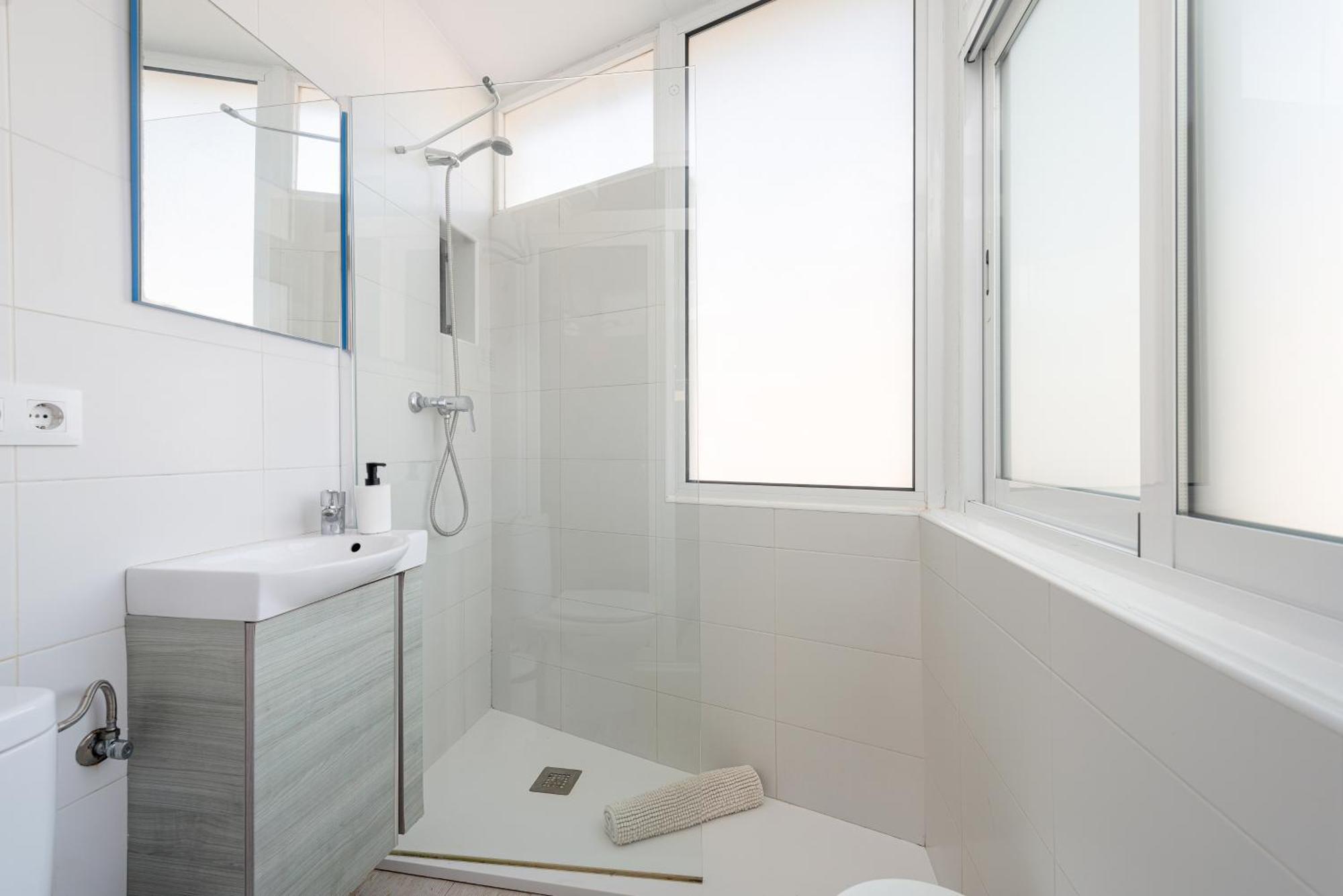 Apartment Xara New At The For 6 By Bebreeze Alcudia (Mallorca)